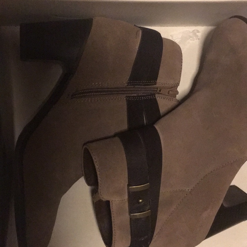 Giant Bernini Boots